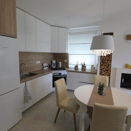 Smil'E Apartments Vodice Exterior photo